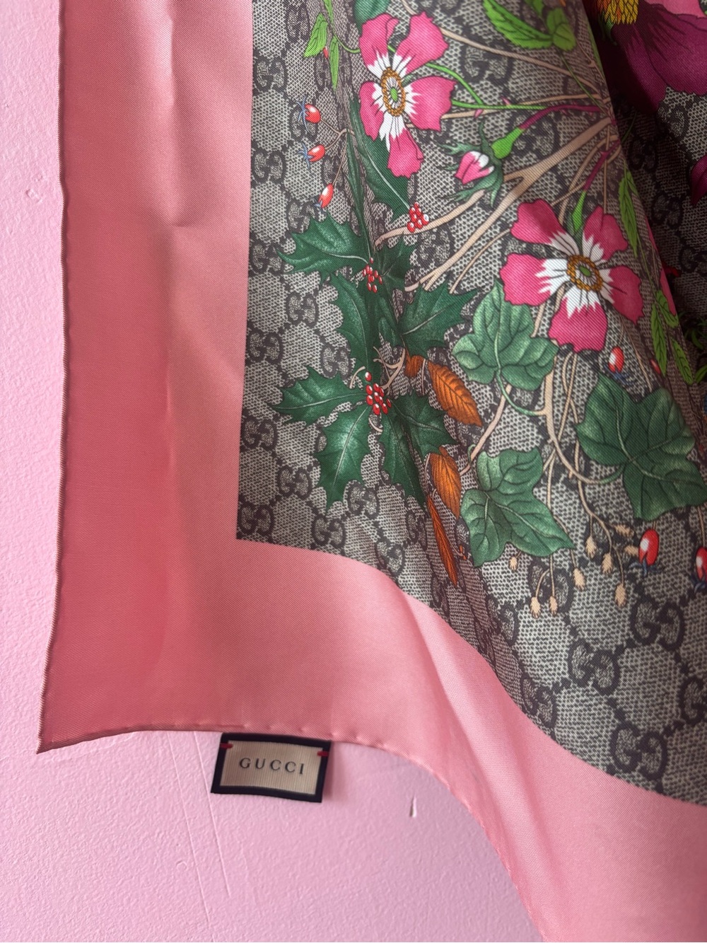Gucci Flora print silk scarf - Picture 6 of 16